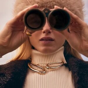 NWT Anthropologie Mod Open Collar Gold Necklace